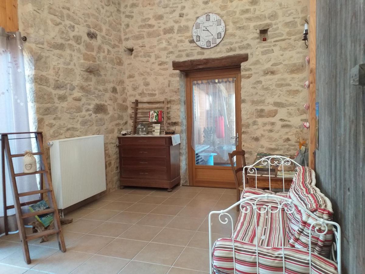 La Grange Du Rial Hotel Bournazel  Kültér fotó