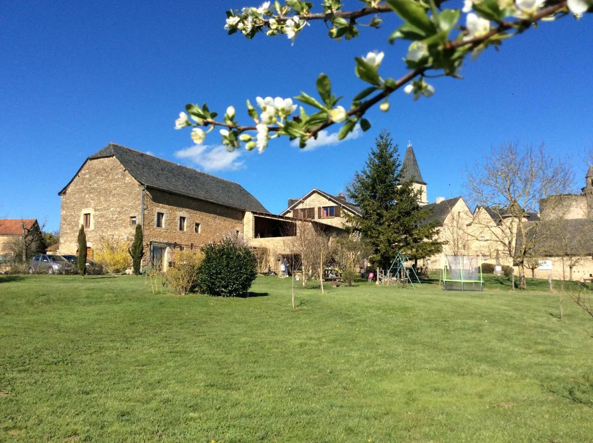 La Grange Du Rial Hotel Bournazel  Kültér fotó